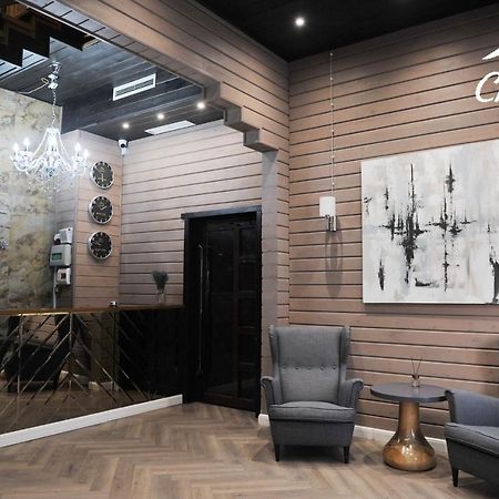 Guest House Chalet Taraz Esterno foto