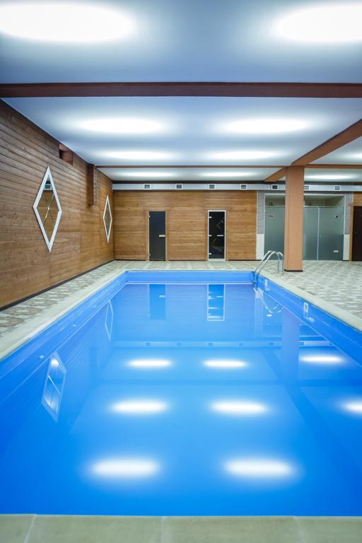 Guest House Chalet Taraz Esterno foto